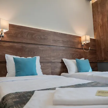 Mountain Sky View - маунтин скай вю אתר נופש גברובו